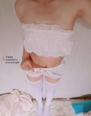 情欲电车蓝衣女